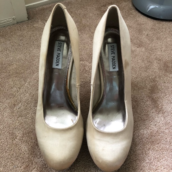 Steve Madden pumps - Picture 2 of 2